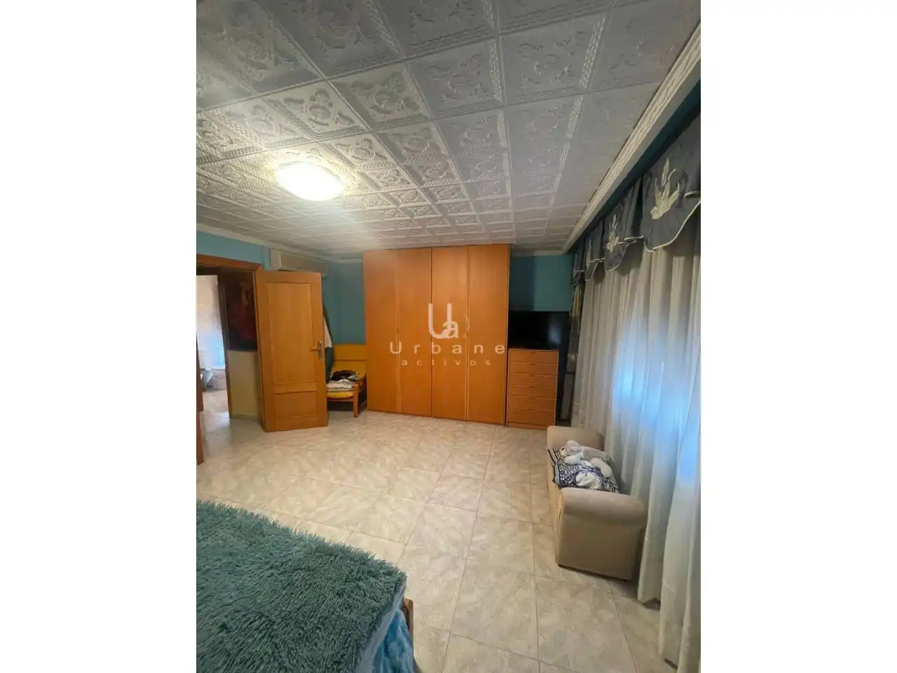 Dormitori de Casa o xalet en venda en Alzira amb Aire condicionat, Terrassa i Moblat