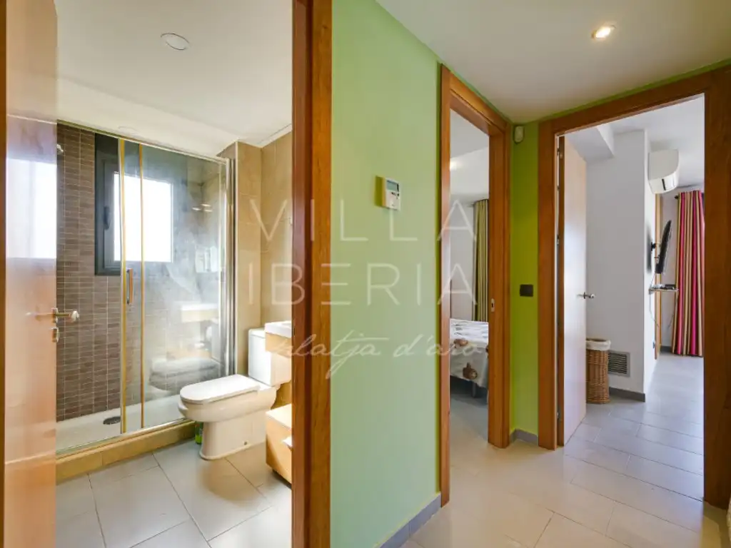 Casa con piscina en venta en Avenida Paisos Catalans 18, imagen 15
