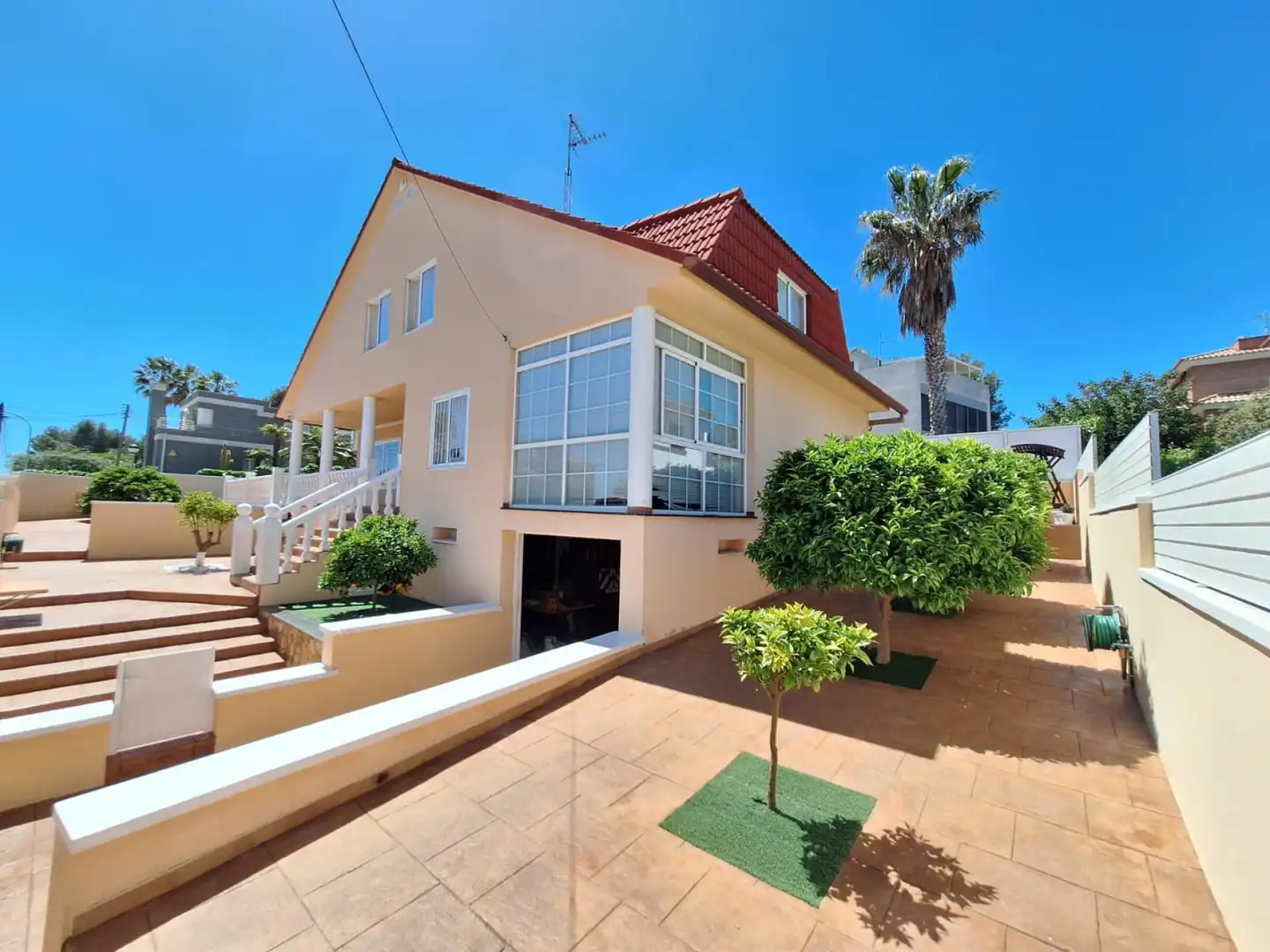 Exterior view of Houses for sale in El Vendrell  with Heating and Swimming Pool