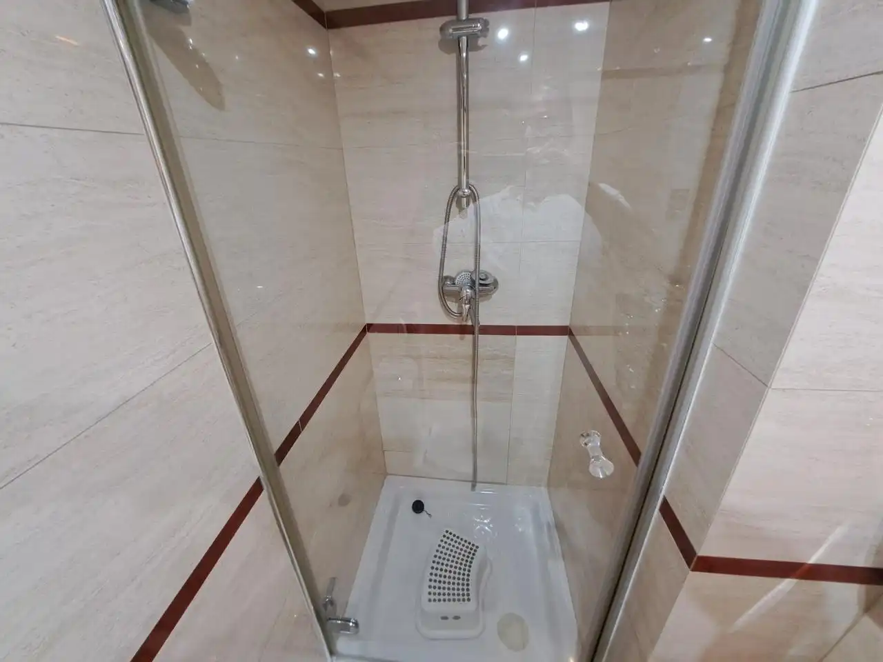 Bathroom of Flat for sale in Zaragoza  with Air Conditioner, Heating and Parquet flooring