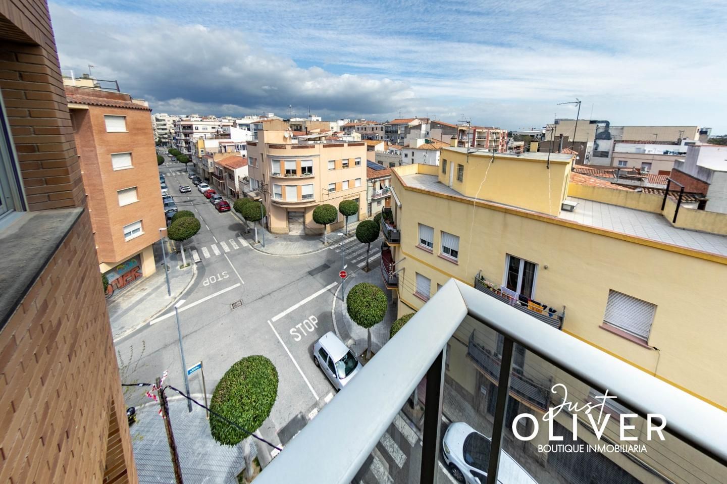 Vista exterior de Àtic en venda en Cambrils amb Calefacció, Terrassa i Balcó