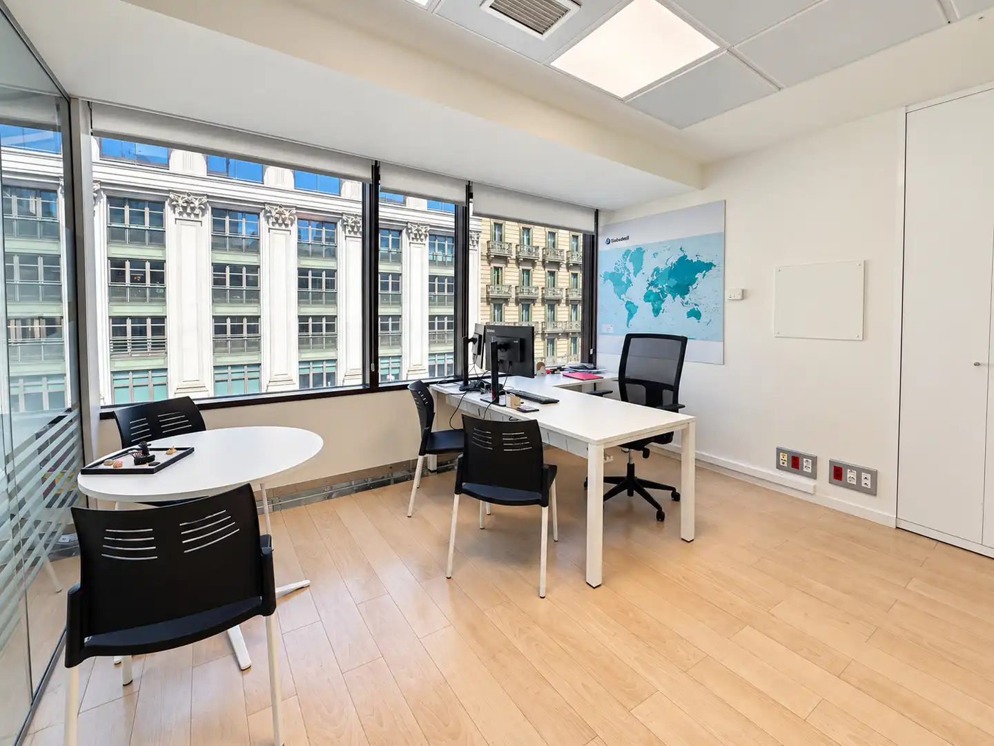 Office for rent in Barcelona  with Air Conditioner and Heating