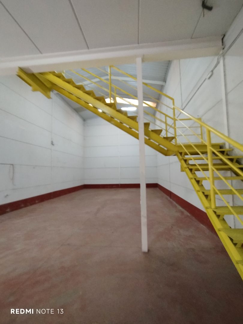 Industrial buildings to rent in Calle de Colibríes, Zona industrial