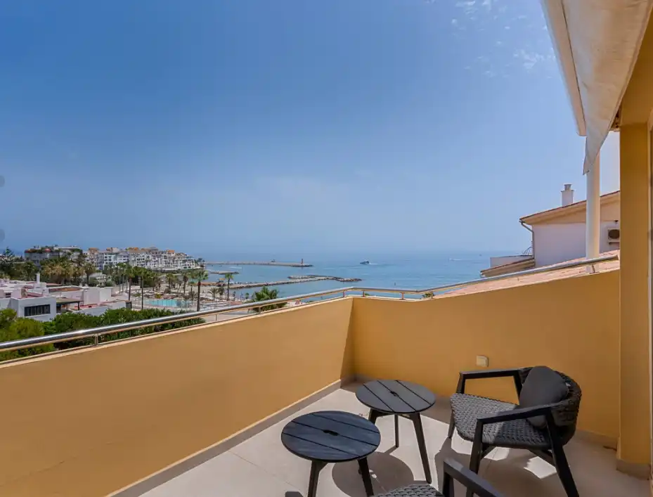 Terraza de Piso en venta en Marbella con Terraza, Amueblado y Horno