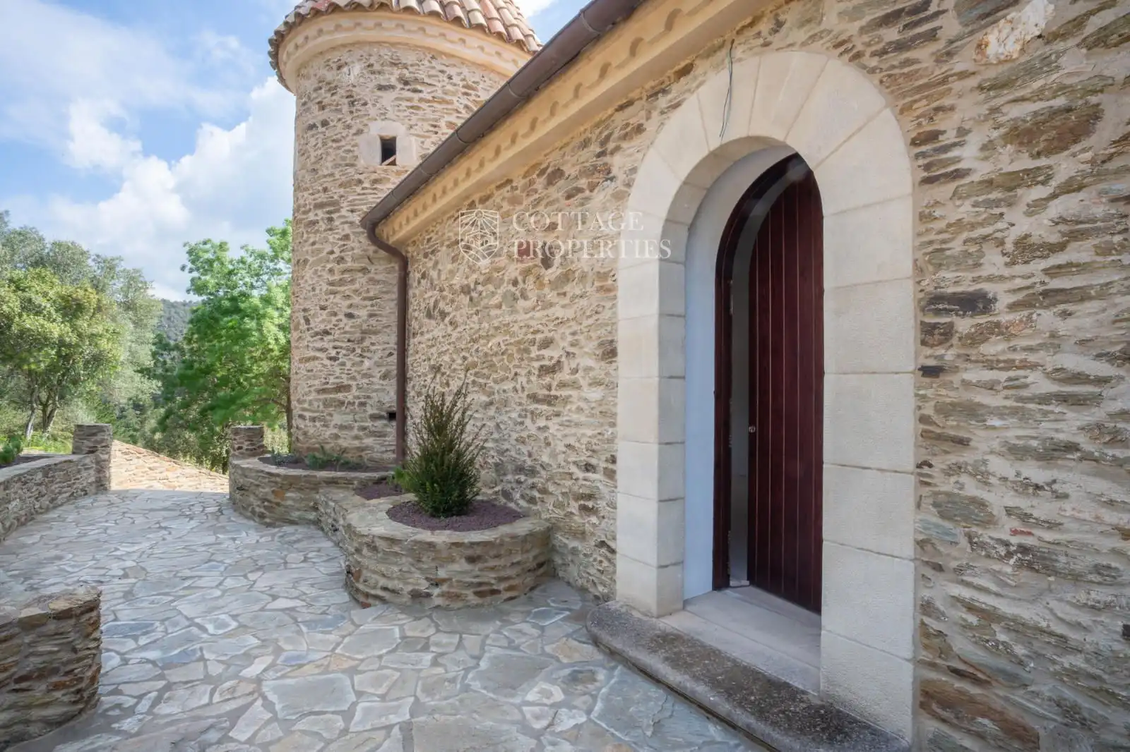Exterior view of Country homes for sale in Llambilles  with Air Conditioner, Heating and Private garden