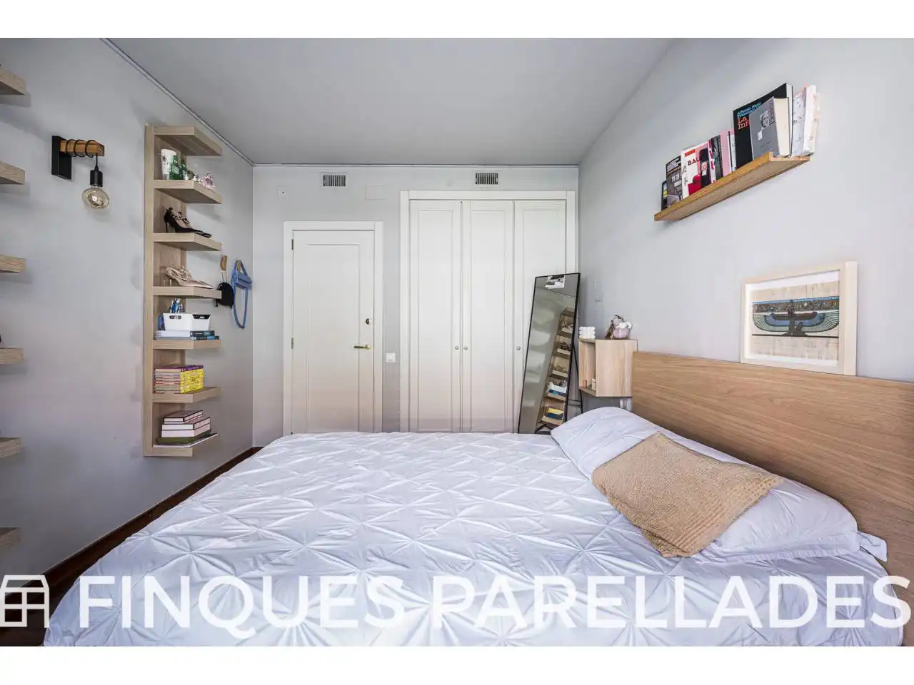 Bedroom of Flat for sale in Sitges  with Air Conditioner, Heating and Terrace