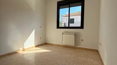 Foto 2 de Piso en venta en Calle Real, 36, Valdemorillo pueblo, Madrid