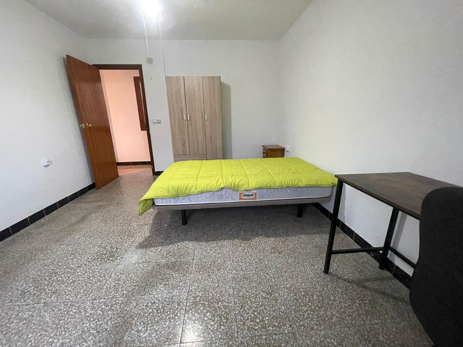 Bedroom of Flat to rent in San Vicente del Raspeig / Sant Vicent del Raspeig  with Air Conditioner, Furnished and Oven