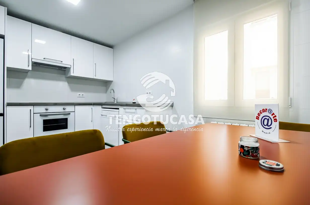 Kitchen of Flat for sale in Madrid  with Air Conditioner, Heating and Furnished