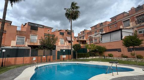 Foto 2 de Casa adosada en venda a Calle Pepa Flores Marisol, 18, Alegría de la Huerta- Jardín de Málaga, Málaga
