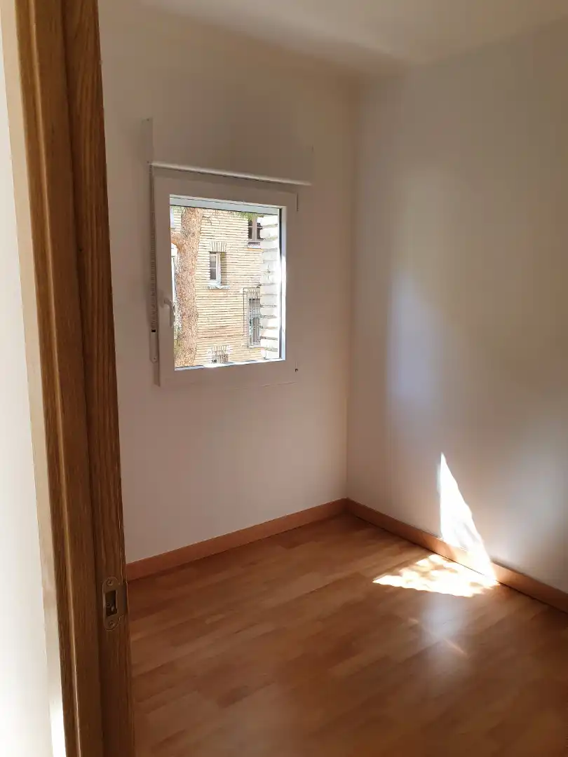 Habitación de Piso en venta en Zaragoza con Aire acondicionado, Horno y Lavadora