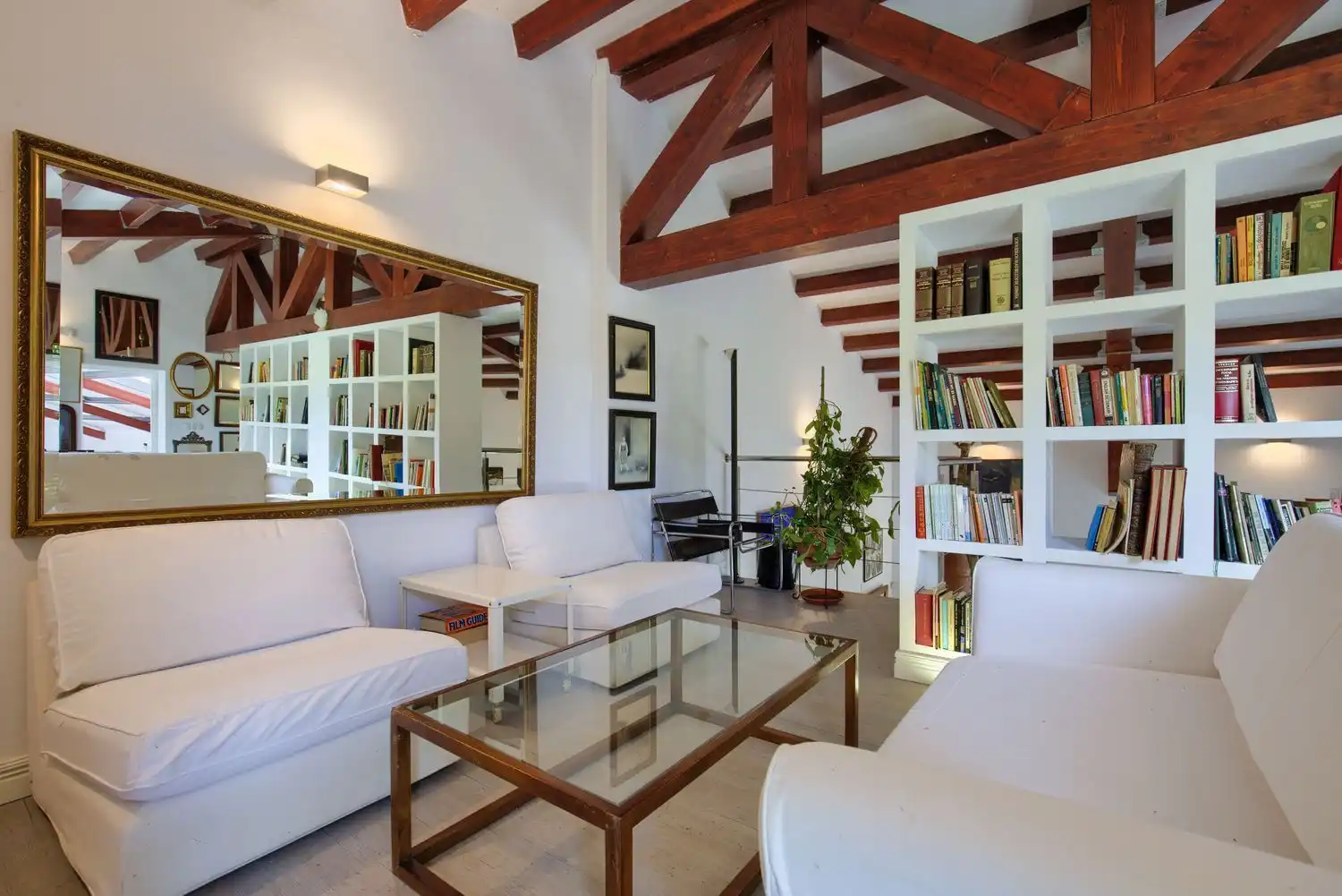 Living room of Country homes for sale in Jaraicejo  with Storage room and Community pool