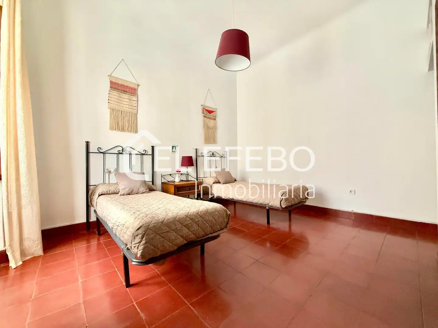 Habitación de Casa o chalet en venta en Antequera con Horno, Lavadora y Balcón