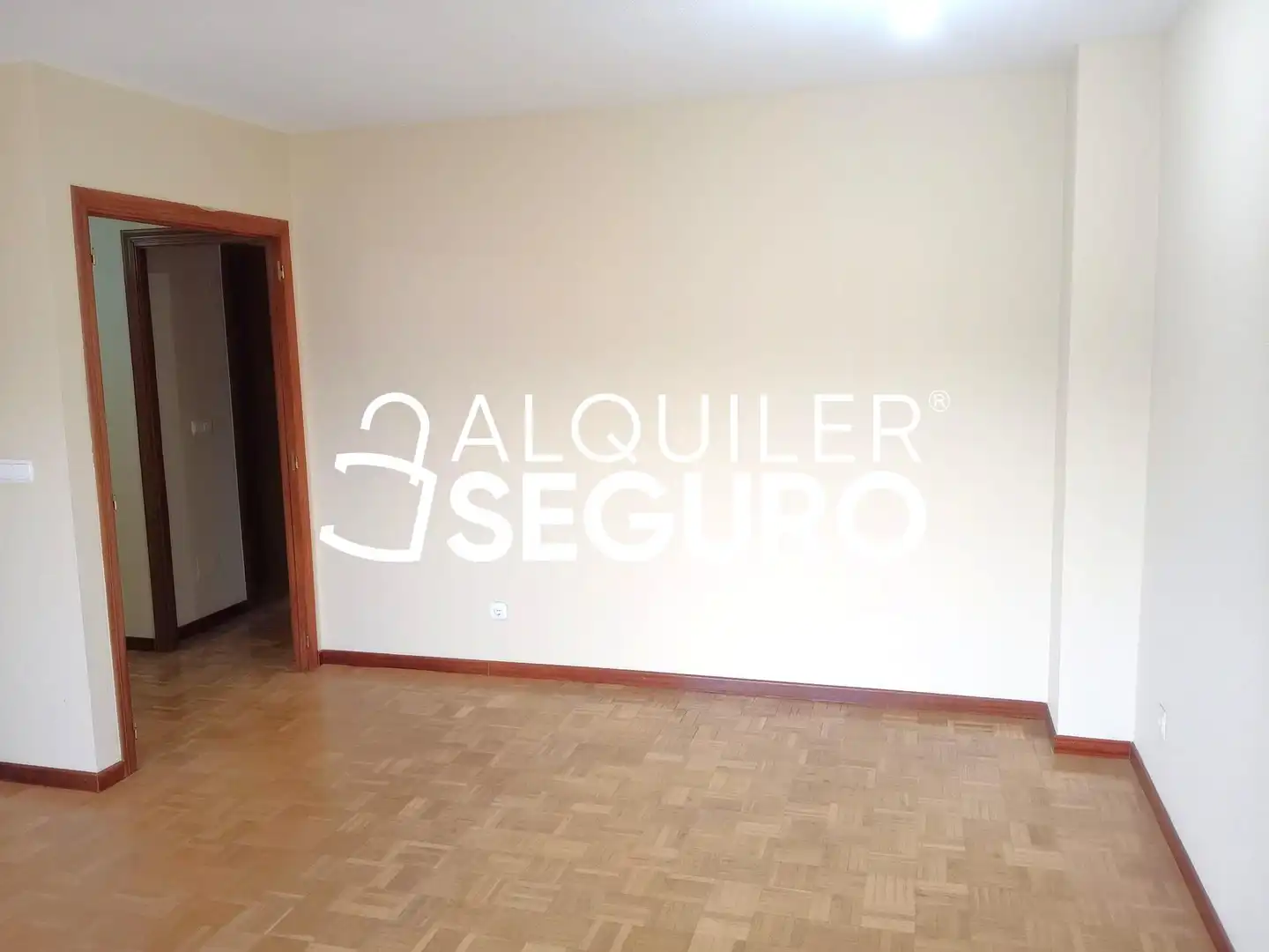 Sala de estar de Piso de alquiler en Valladolid con Calefacción, Trastero y Piscina