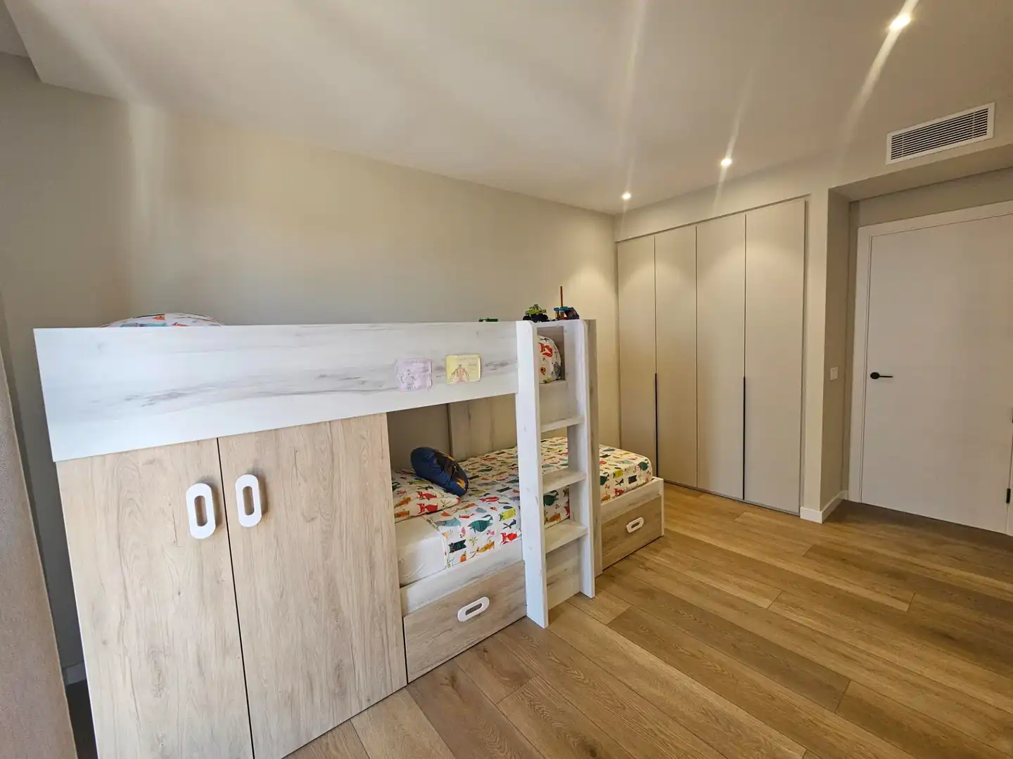 Habitación de Piso en venta en  Palma de Mallorca con Aire acondicionado, Parquet y Trastero