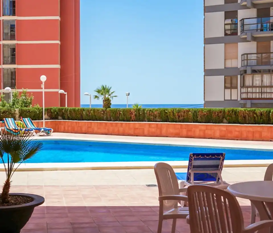 Appartement compact avec piscine à vendre à Calle Dinamarca, imagen 2