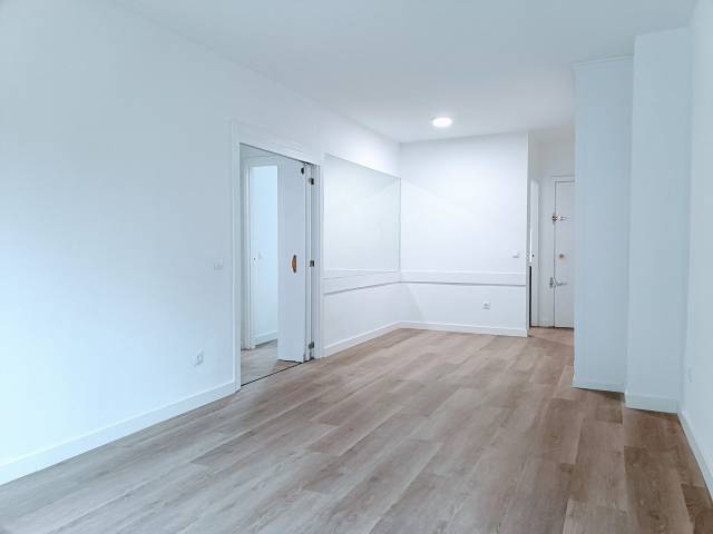 Piso en Alquiler en PABLO IGLESIAS en Bellas Vistas