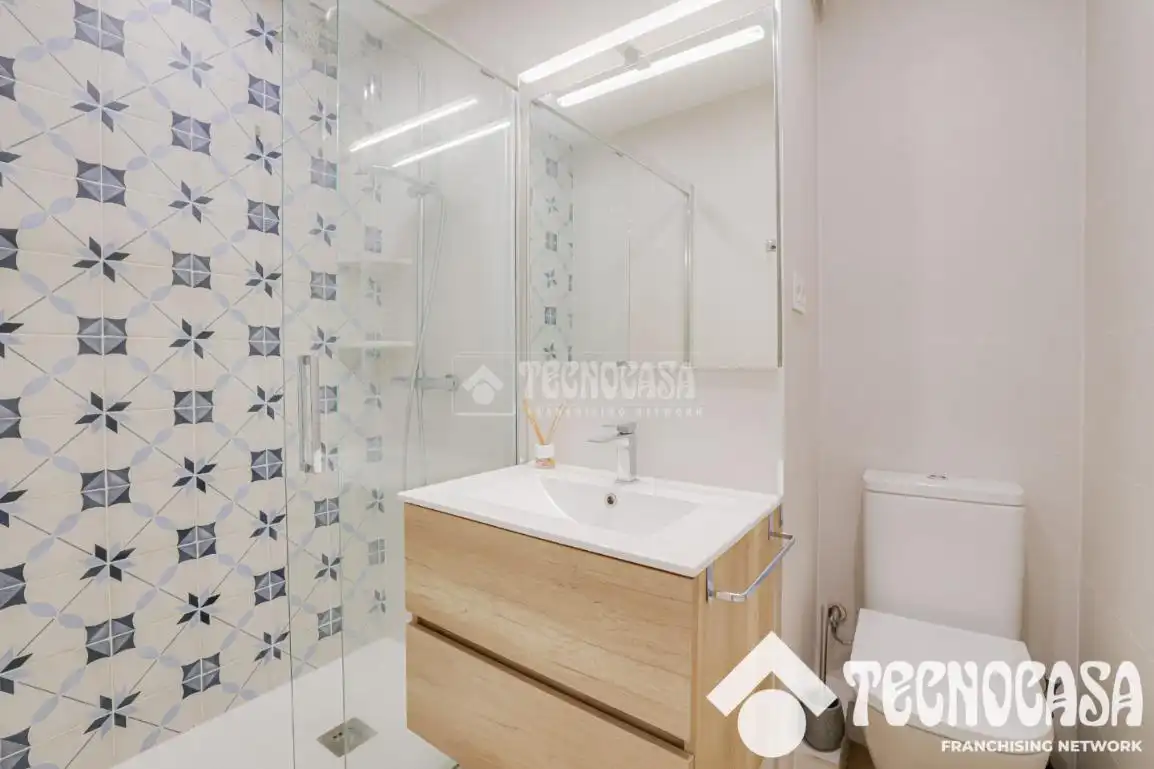 Baño de Piso en venta en Barcelona con Aire acondicionado, Calefacción y Parquet