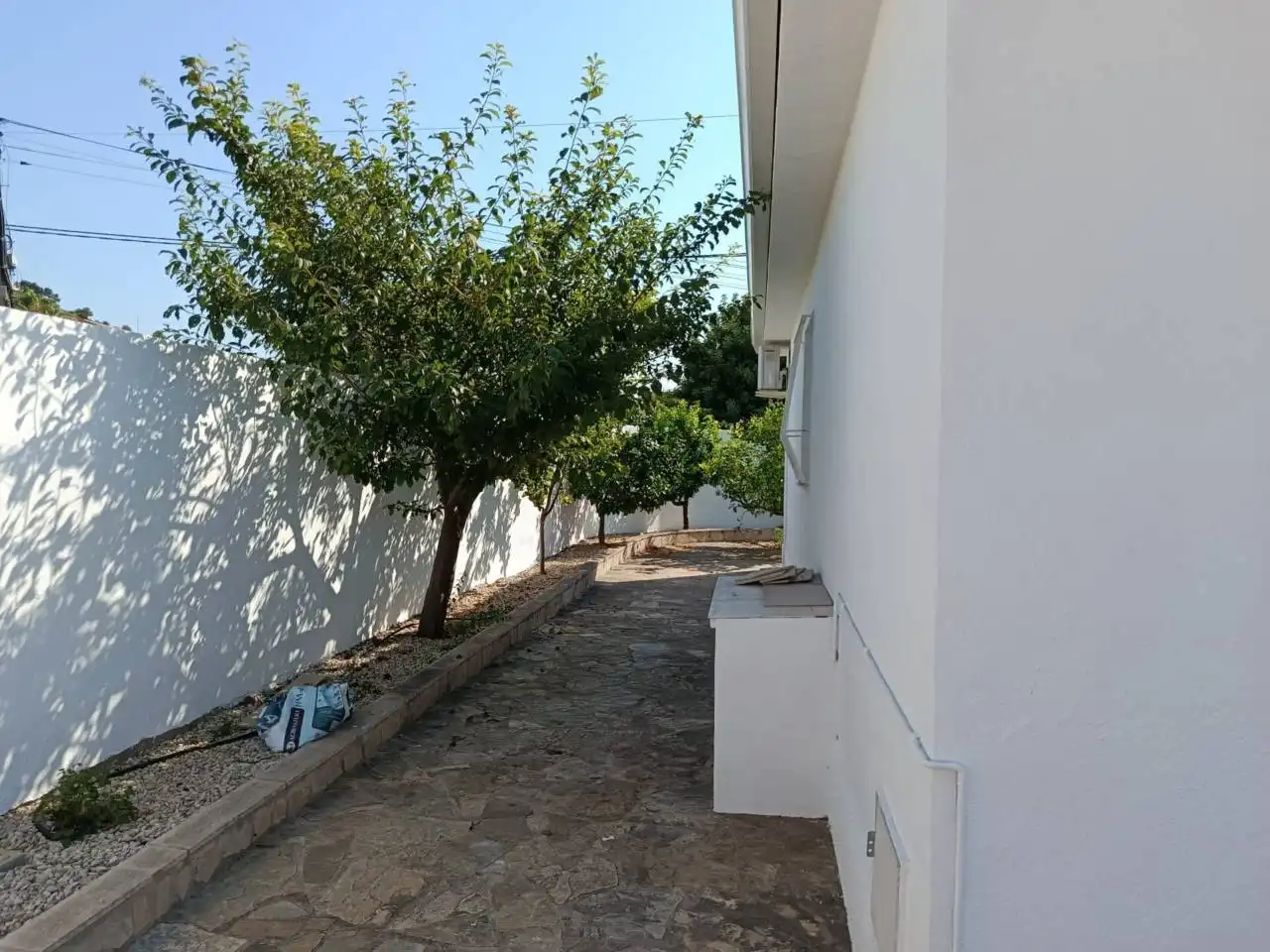 Vista exterior de Casa o xalet en venda en Vinaròs amb Aire condicionat, Calefacció i Jardí privat