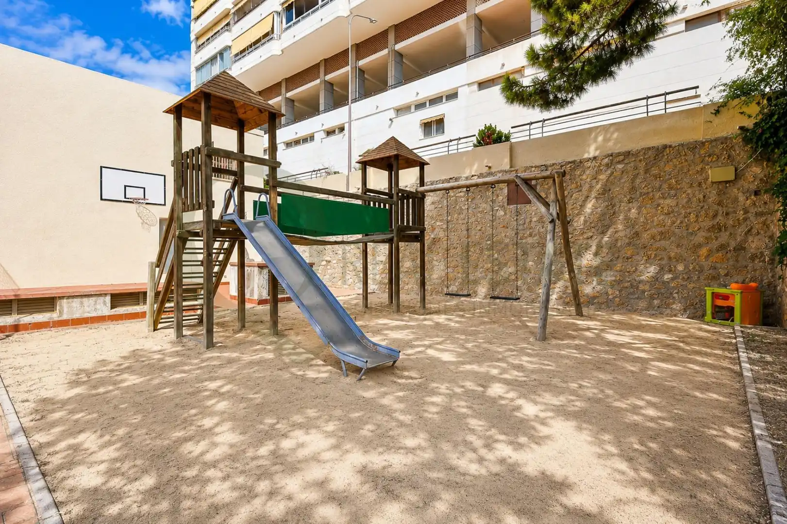 Aparcament de Pis en venda en Alicante / Alacant amb Aire condicionat, Parquet i Balcó