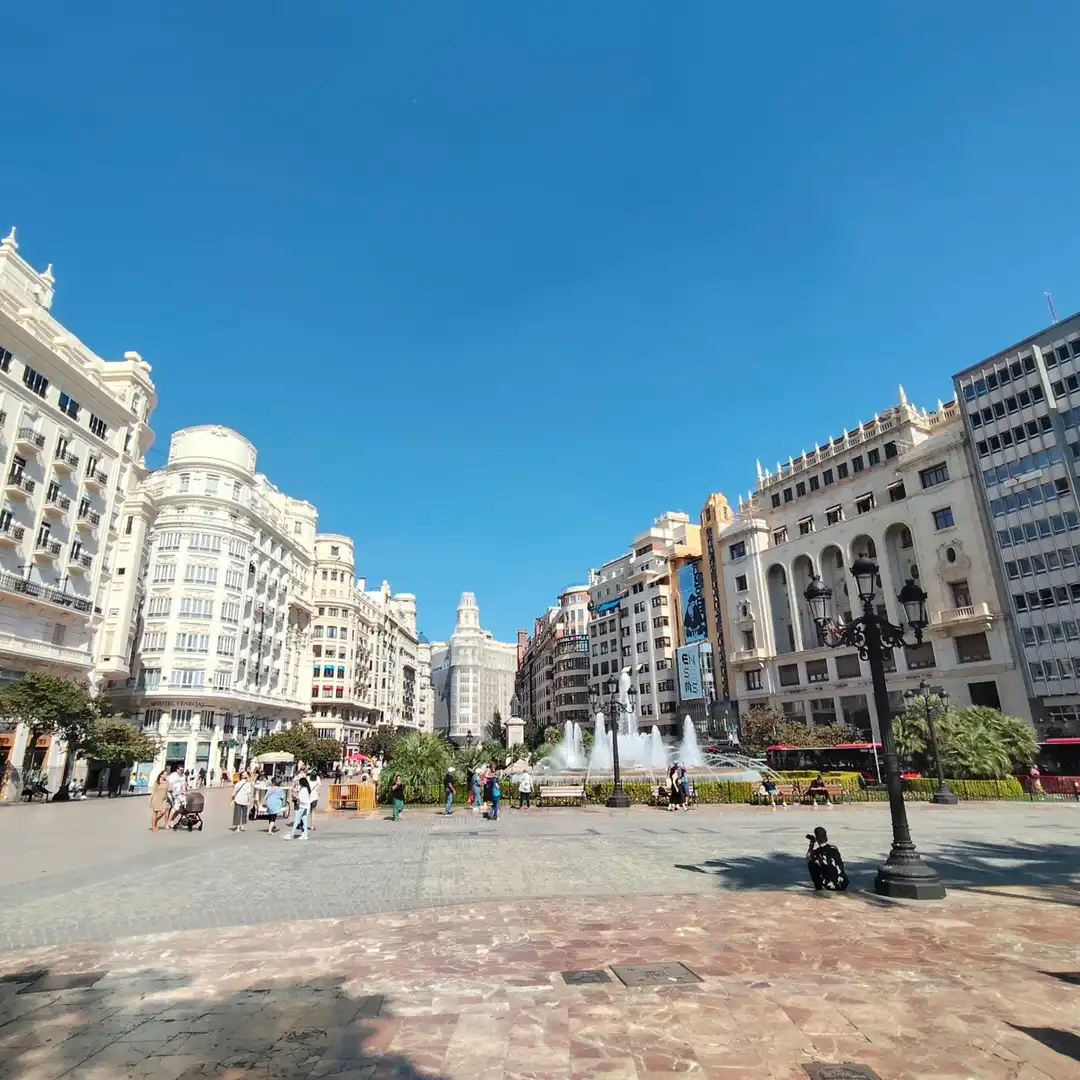 Vista exterior de Piso en venta en Ciutat Vella 