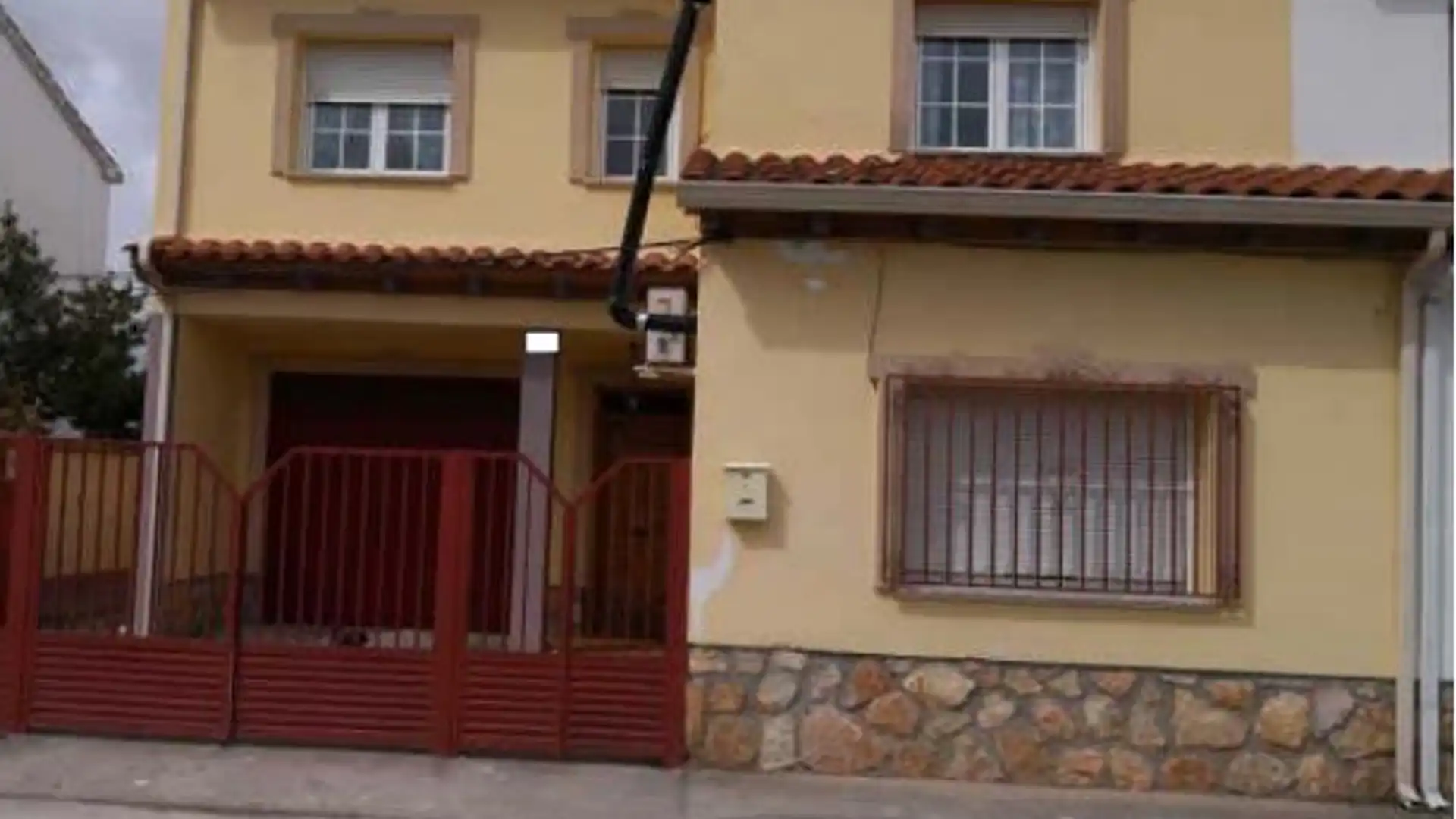 Vista exterior de Casa o chalet en venta en Villanueva de Alcardete