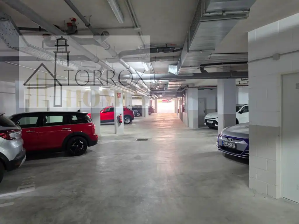 Aparcament de Apartament en venda en Torrox