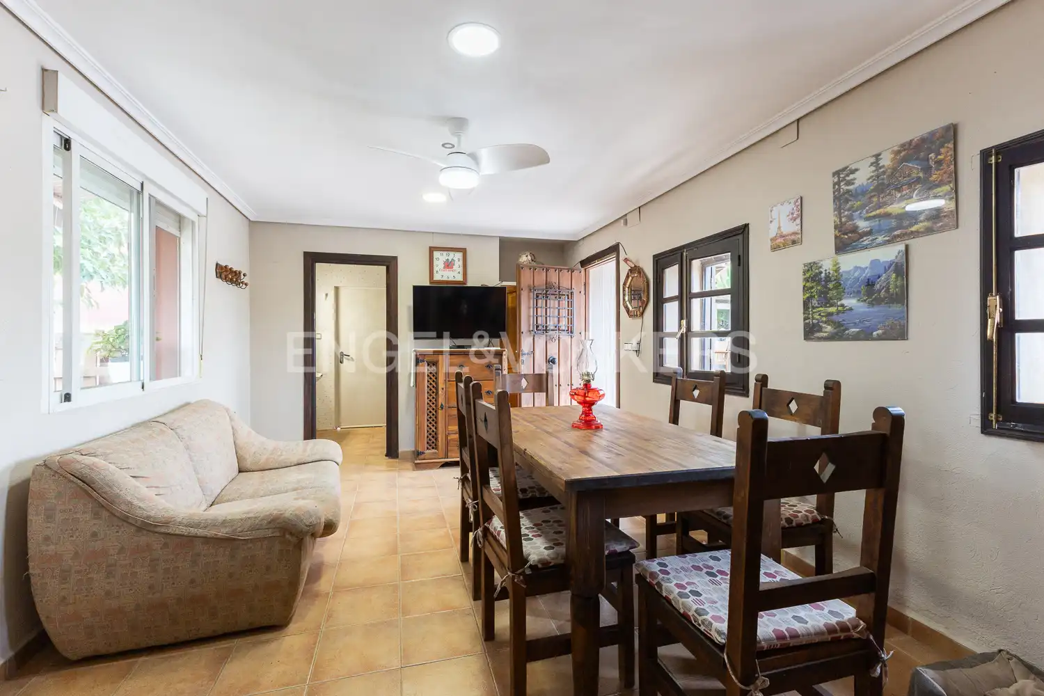 Comedor de Casa o chalet en venta en Casinos con Calefacción, Jardín privado y Terraza