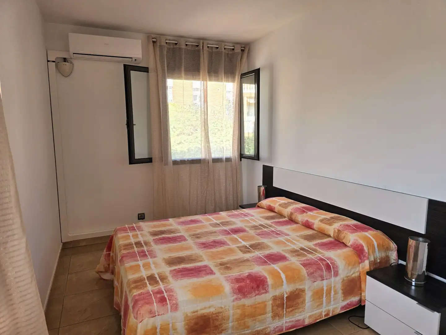 Bedroom of Houses for sale in El Vendrell  with Air Conditioner, Heating and Private garden