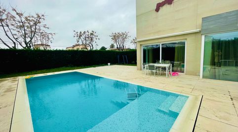Casa con piscina en venta en Empuriabrava, imatge 3