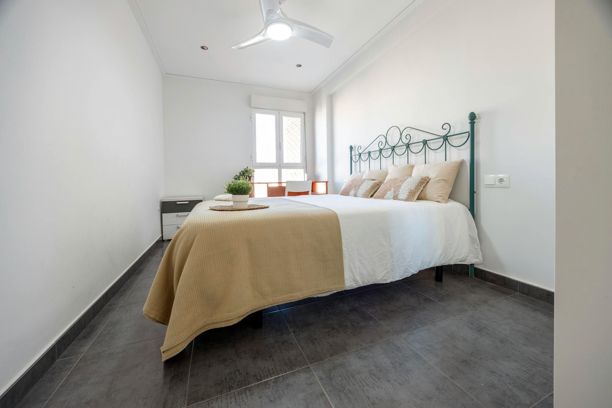 Dormitori de Pis per a compartir en  Valencia Capital amb Rentadora