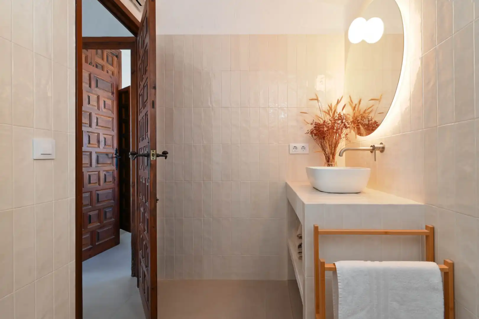 Baño de Finca rústica de alquiler en Moraira con Aire acondicionado, Calefacción y Terraza