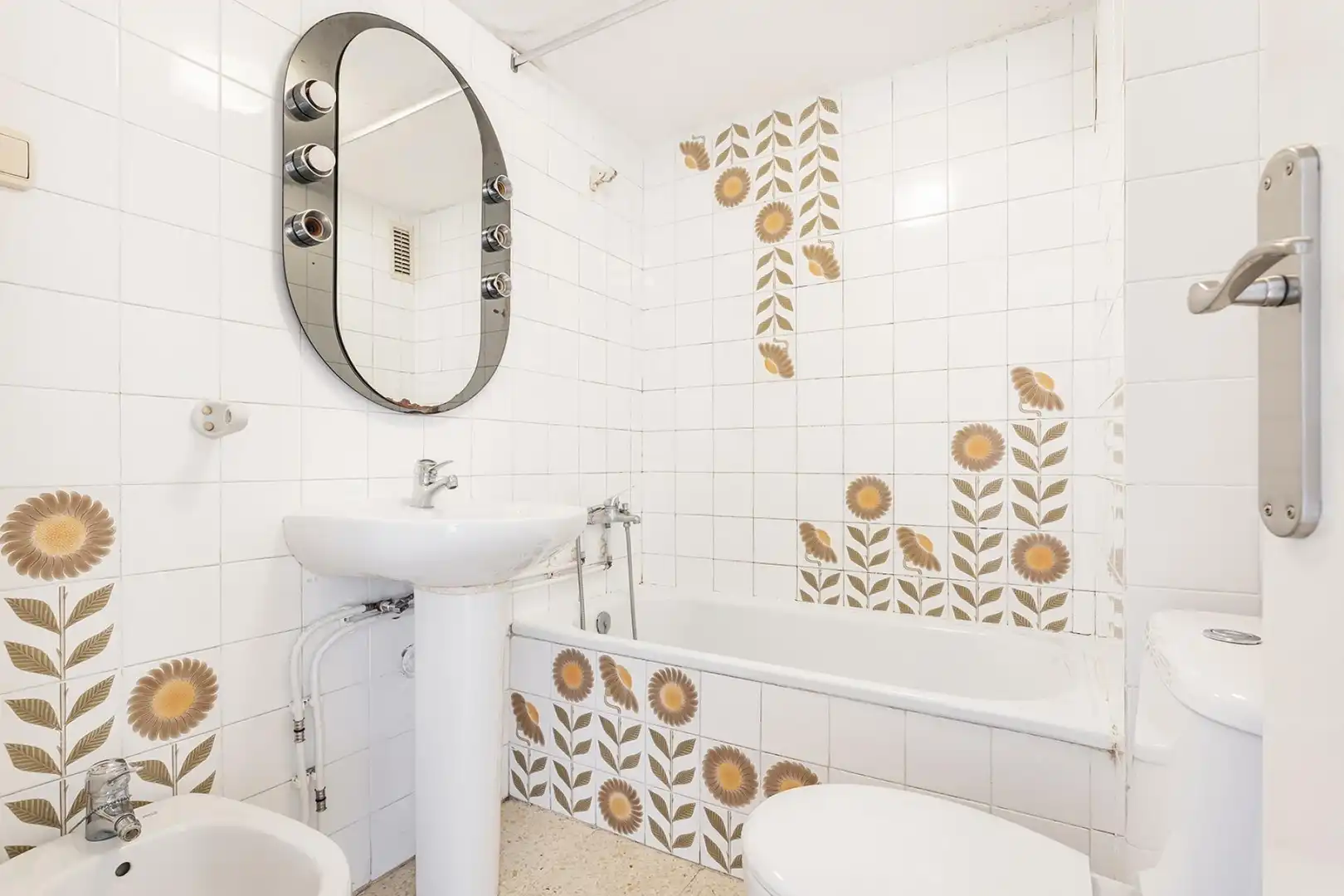 Baño de Piso en venta en Barcelona con Calefacción y Balcón