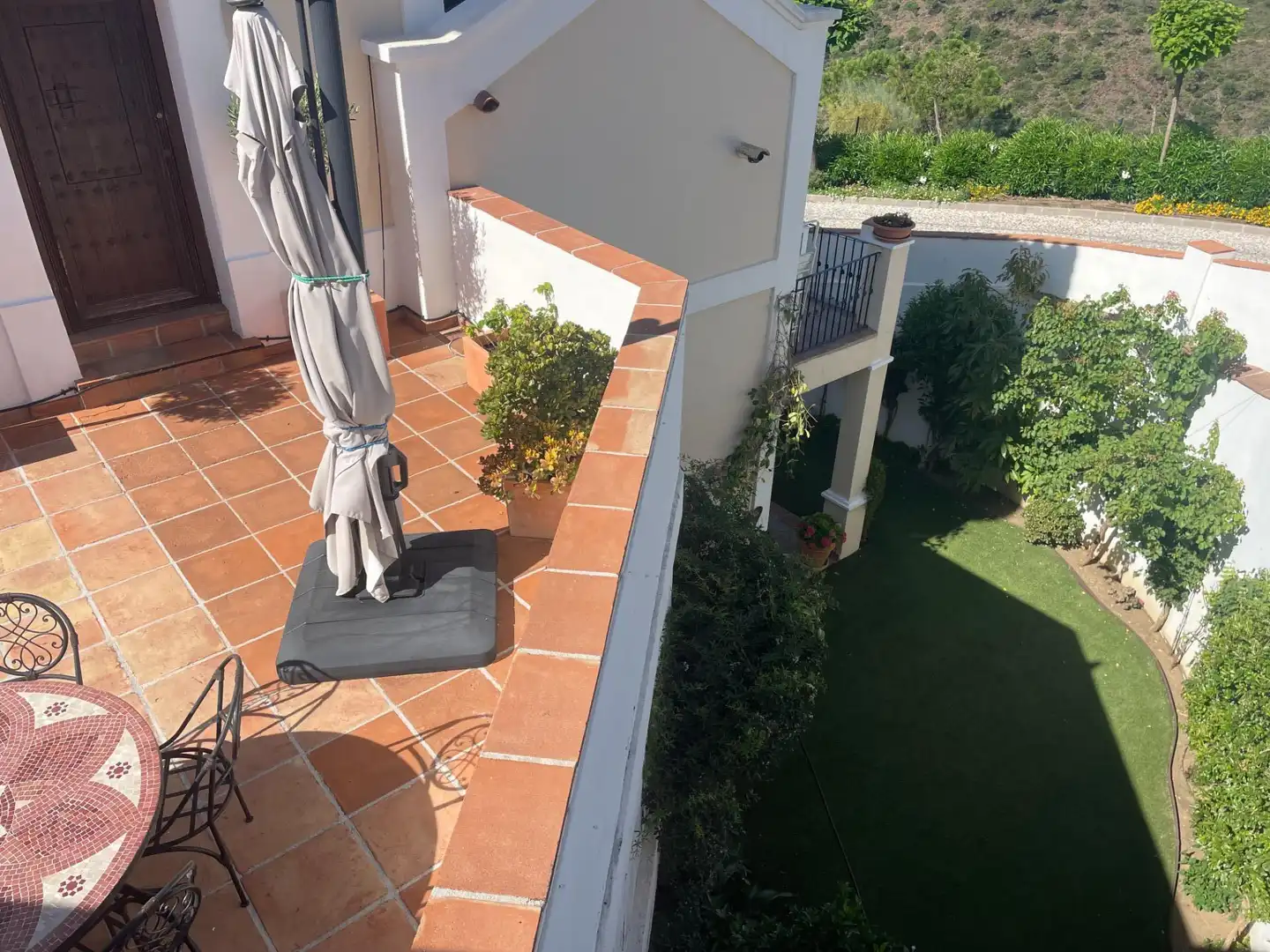 Terraza de Casa adosada en venta en Benahavís con Aire acondicionado, Jardín privado y Terraza