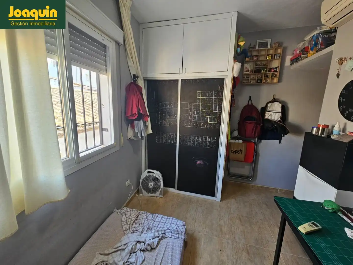 Bedroom of Flat for rent in Córdoba  with Air Conditioner