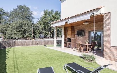 Terrassa de Casa o xalet en venda en Sant Pere de Vilamajor amb Piscina