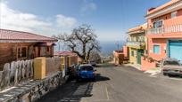 Vista exterior de Casa o xalet en venda en La Orotava amb Terrassa