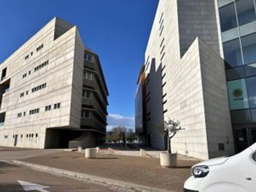 Oficina con ascensor en venta en Calle Osca
