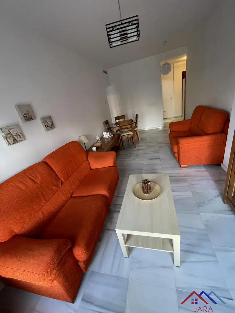 Apartamento de alquiler en Casco Histórico - Zona Alta