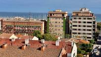 Außenansicht von Wohnung zum verkauf in Premià de Mar mit Terrasse und Balkon