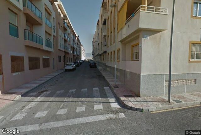 Vista exterior de Pis en venda en Roquetas de Mar