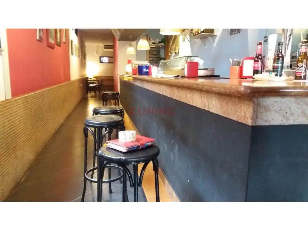 Business premises for sale in Casco Antiguo, imagen 2
