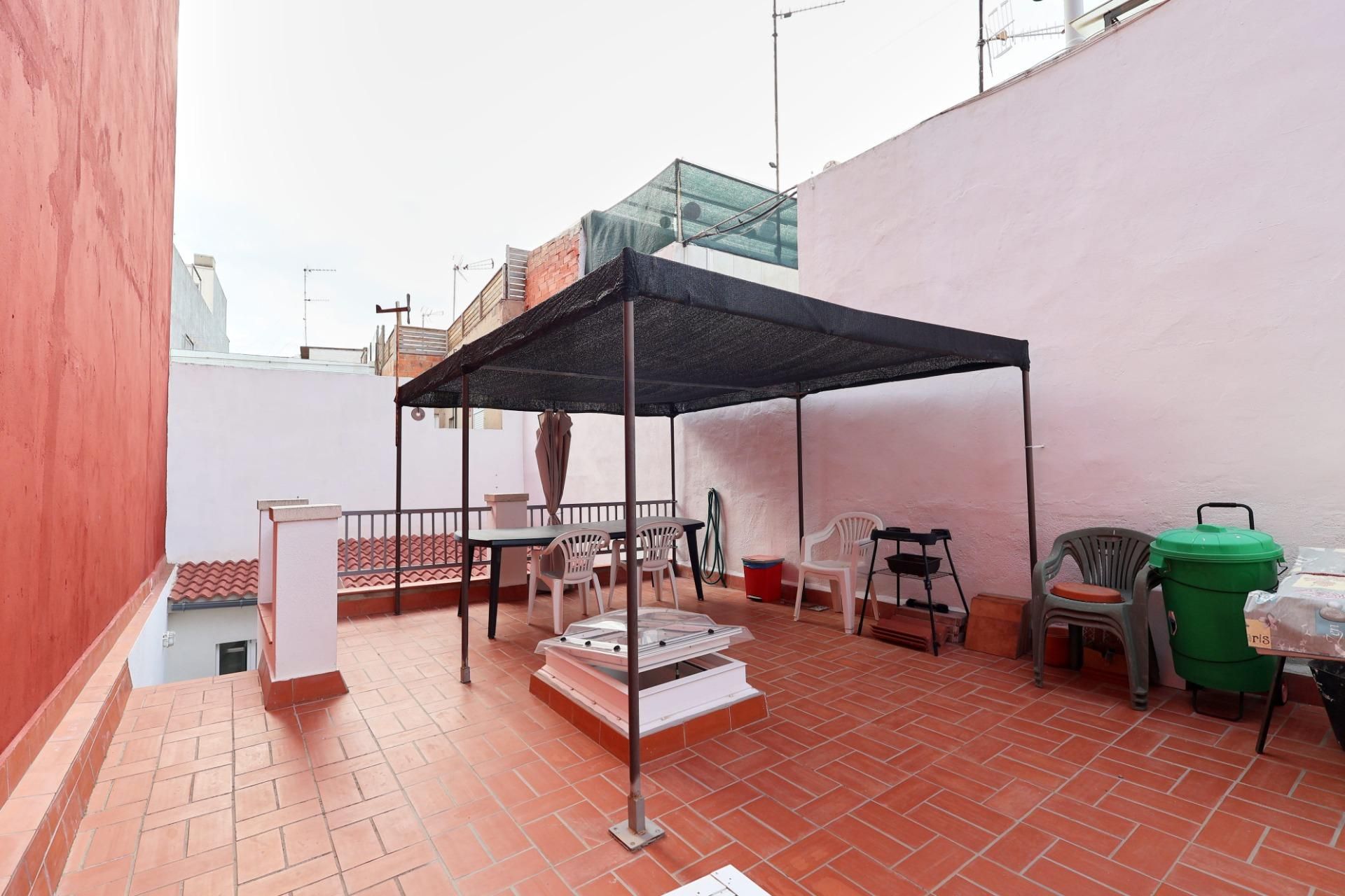Terrassa de Casa o xalet en venda en Vilanova i la Geltrú amb Aire condicionat i Calefacció