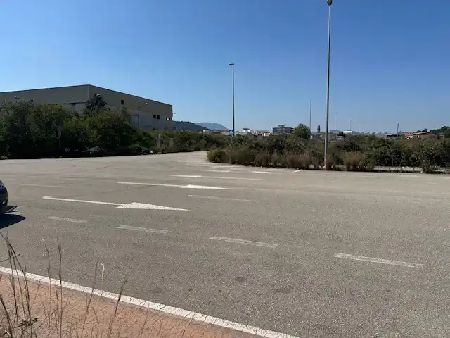 Parking de Terreno industrial en venta en L'Alqueria de la Comtessa