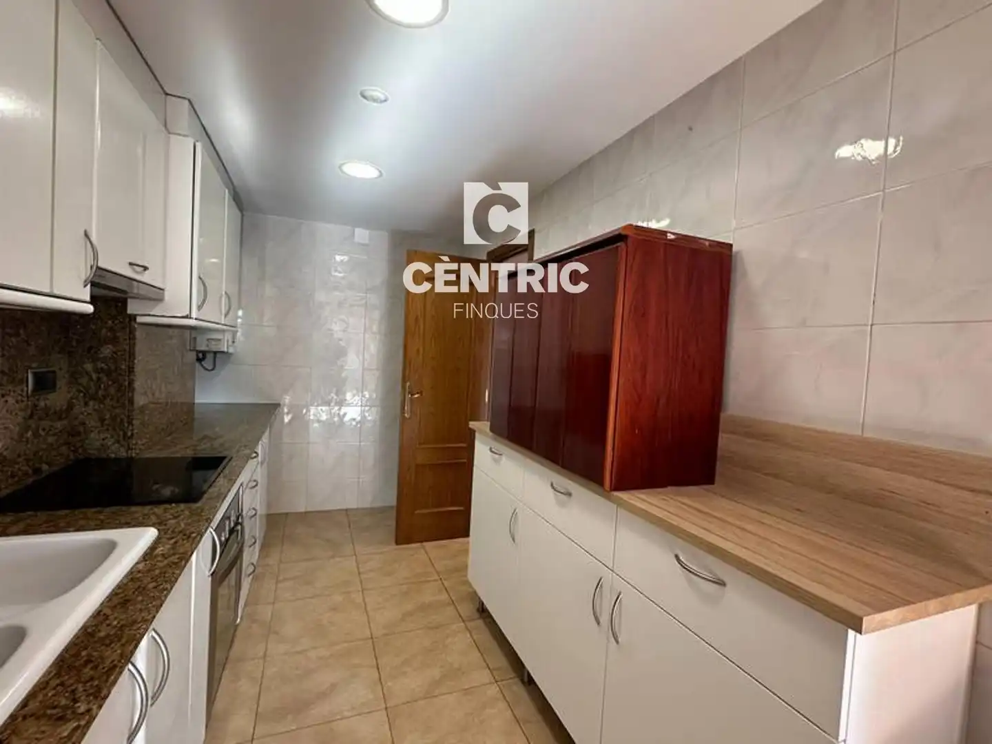 Flat for rent in Barri del Centre