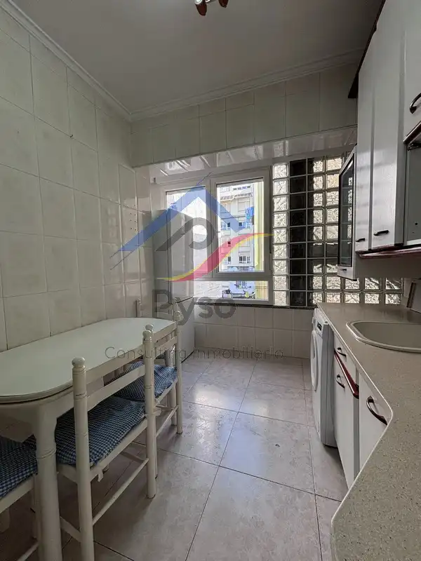 Kitchen of Flat for sale in Santander  with Heating, Parquet flooring and Oven