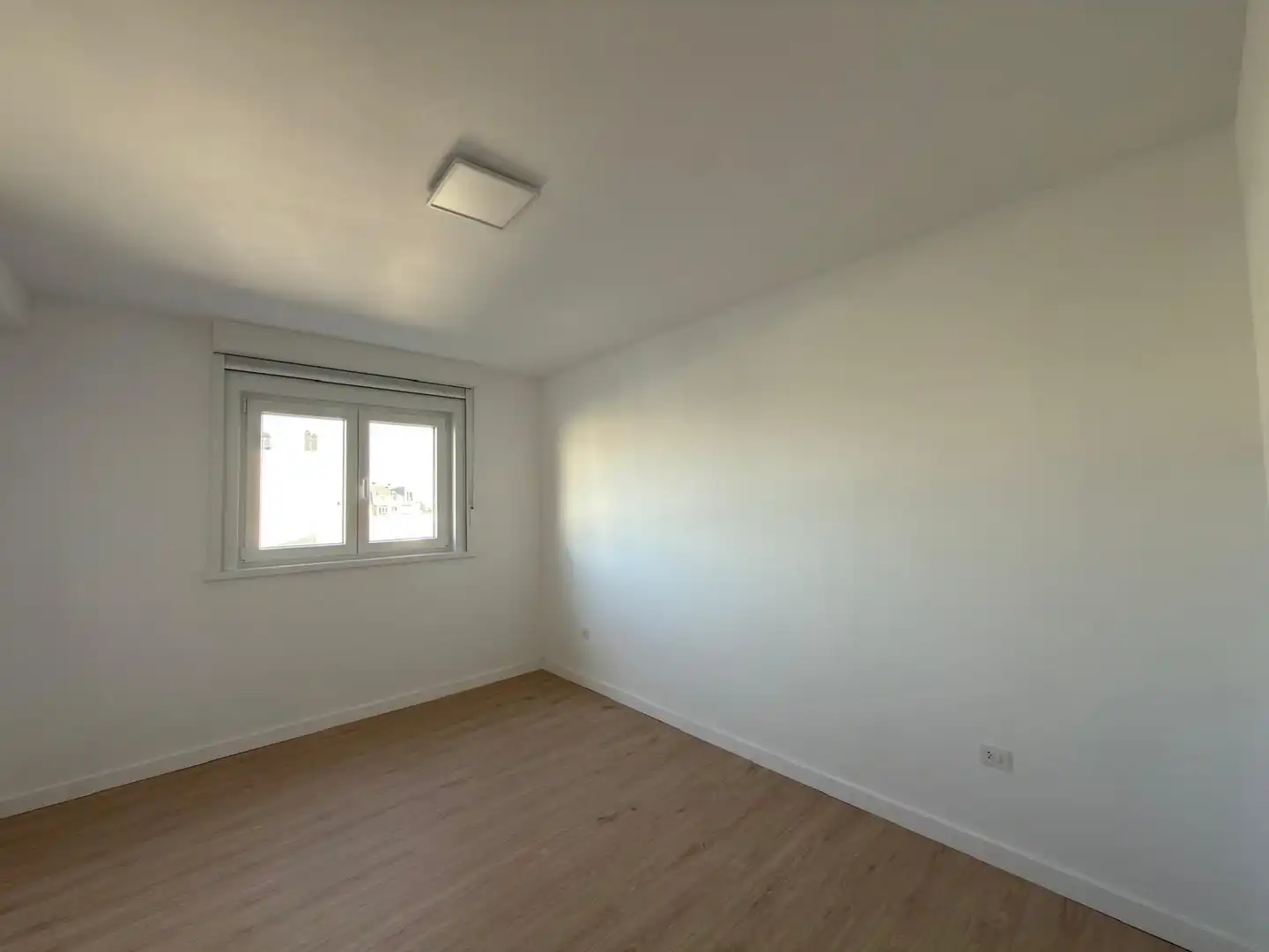 Dormitori de Apartament en venda en A Coruña Capital  amb Traster