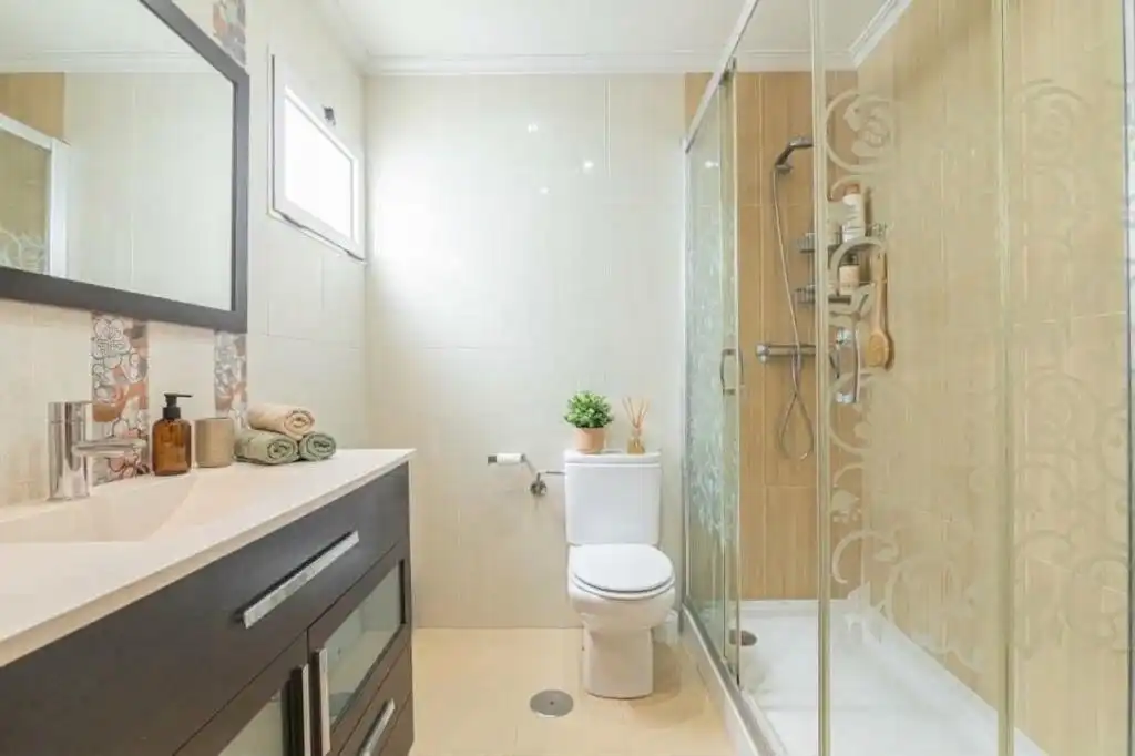 Baño de Piso en venta en Elche ciudad
