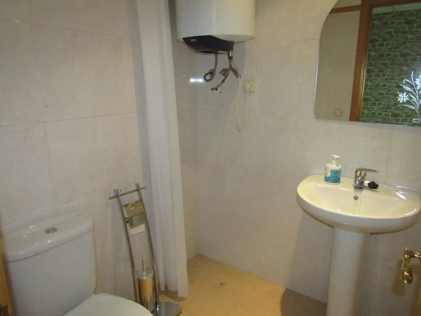 Office for rent in Veredillas