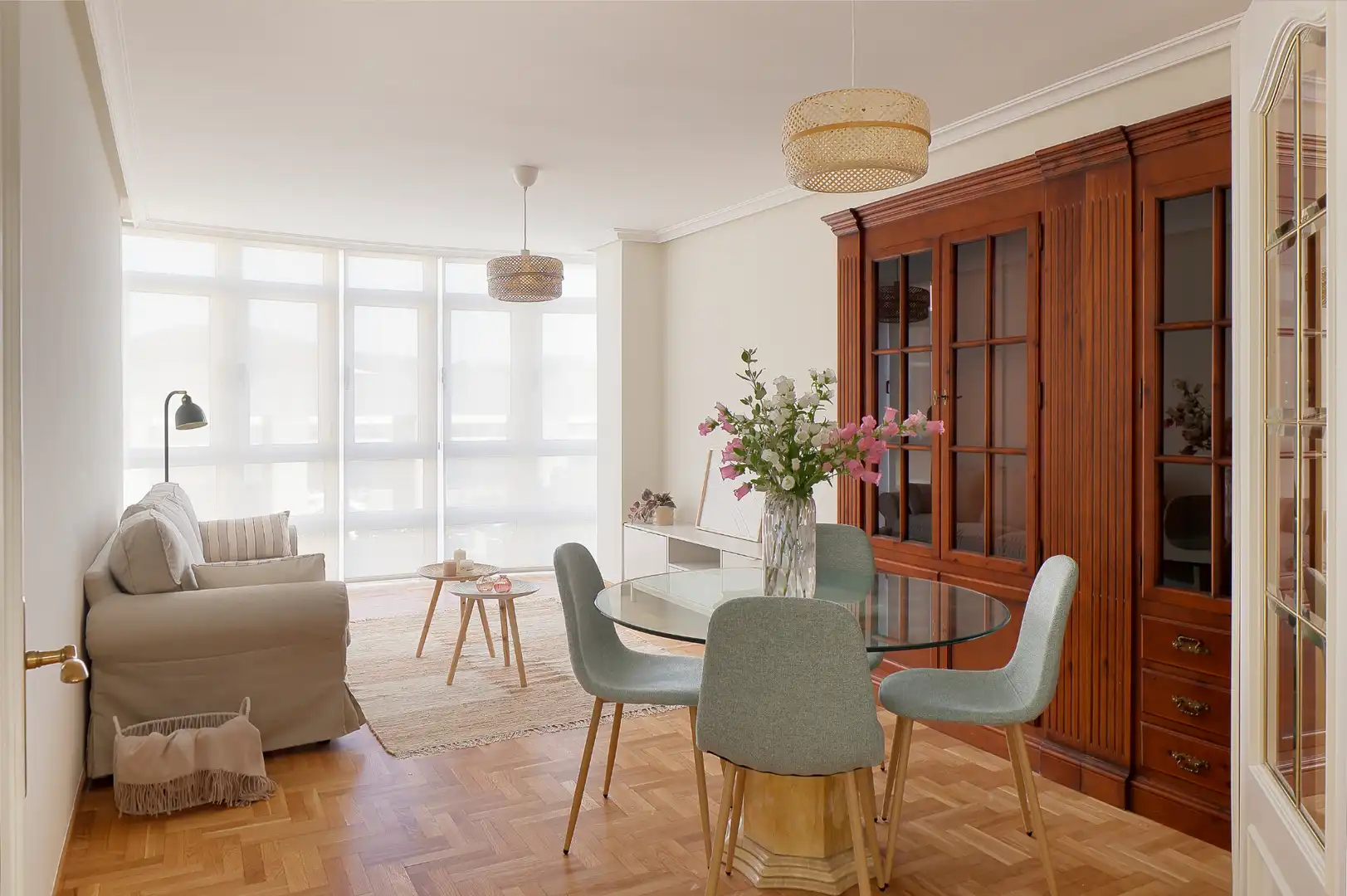 Comedor de Piso de alquiler en Avilés con Calefacción, Parquet y Terraza
